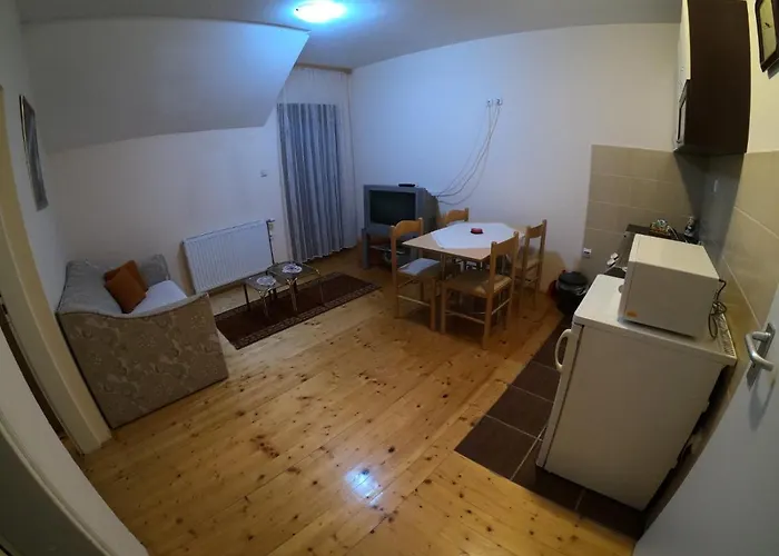 Jovanka Zlatibor Palisat